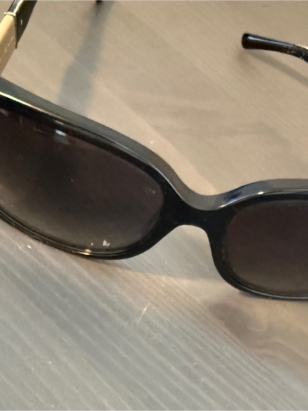 Burberry Sunglasses B4160 polarized